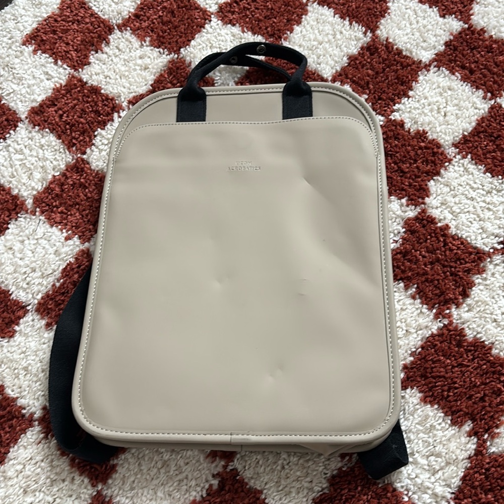 Ucon Acrobatic Alison Beige backpack
